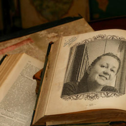 Елена Теплая