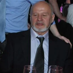 Михаил Фенстер