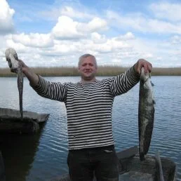 Артур Олейников